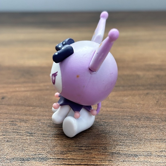 Sanrio Secret Childlike Heart Rocking Horse FLYING KUROMI Miniso Toy Figure Set - Picture 6 of 15